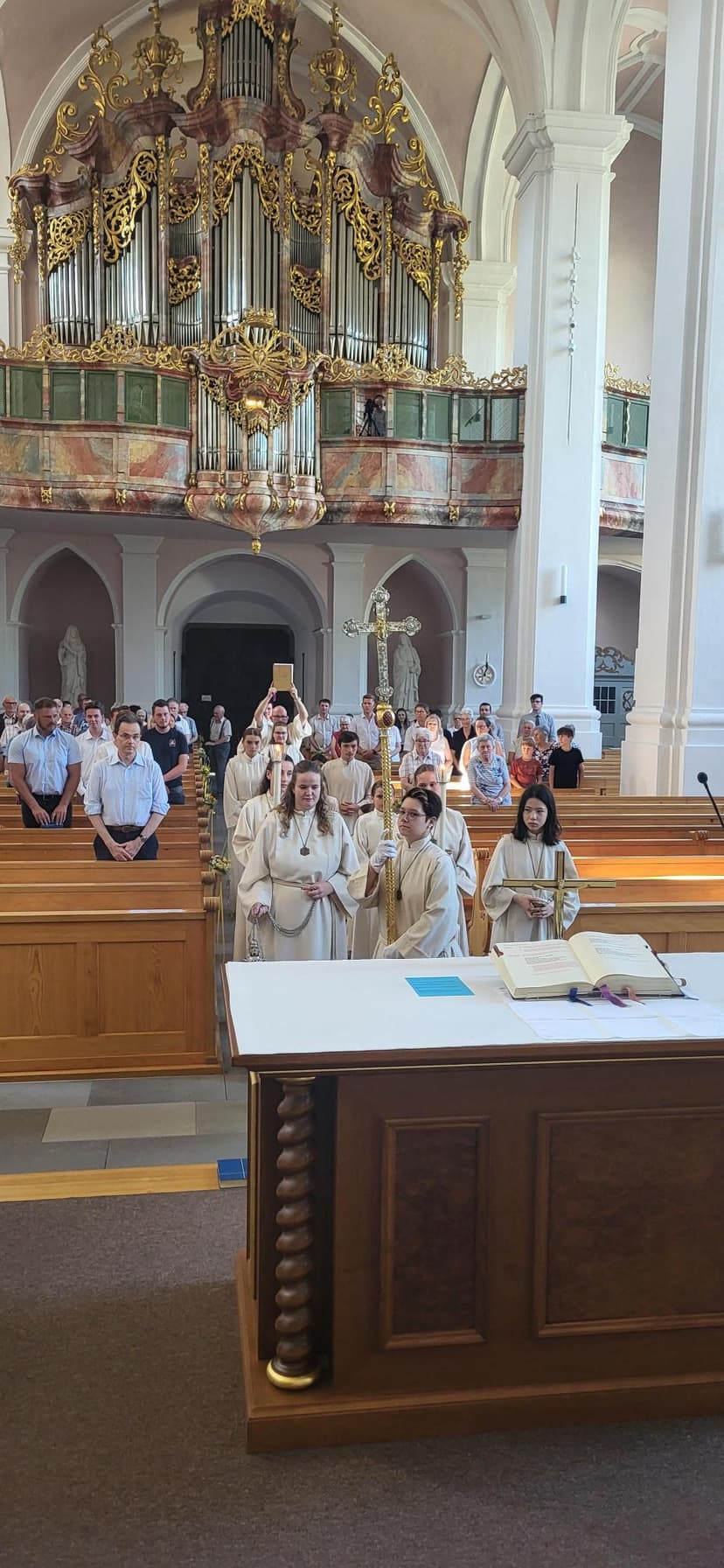 Johannisfest mit Ministrantenaufnahme in Neu St. Johann