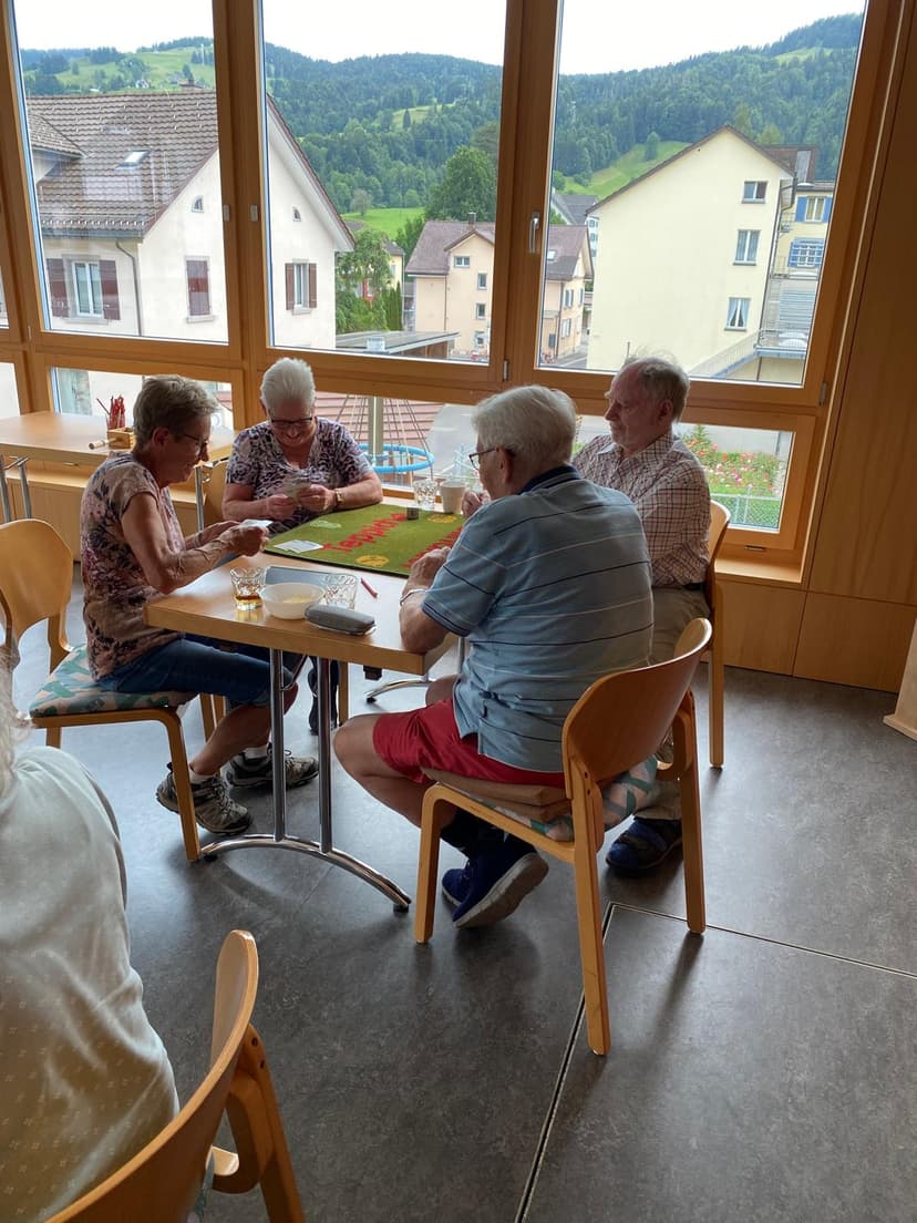 Montagsrunde - Miteinander und Füreinander